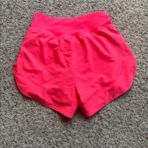 Under Armour Hot Pink Fitted Shorts - Picture 2 of 5